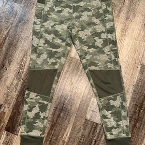 Kyodan Green Camo Full Length Leggings Size Medium